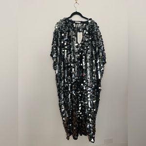 Fil de Vie NWT sequin M caftan
